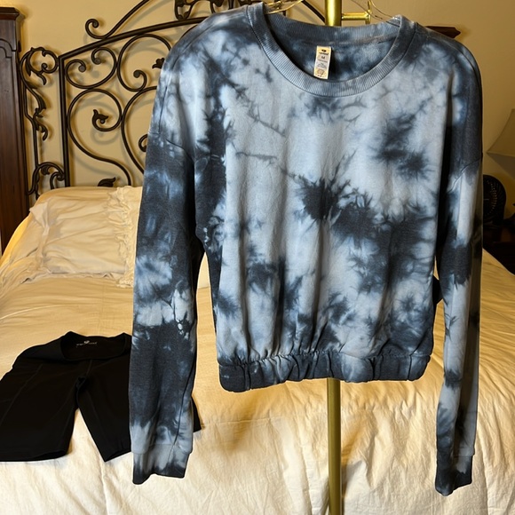 90 Degree by Reflex 2 PC Activewear Loungewear Set - Picture 8 of 11